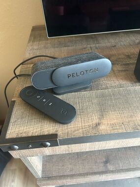 Peloton Guide Black Fabric-Wrapped with Remote